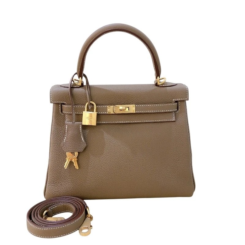 HERMES KELLY 25 INNER STITCHSHOULDER BAG: HERMES Kelly 25 inner stitchShoulder Bag Brand: HERMES Type: Shoulder Bag Material: Togo Color: GDHardware Size: W9.8 x H7.9x D3.9inch Shoulder:36.2inch Accessories: None Accessories Notice: