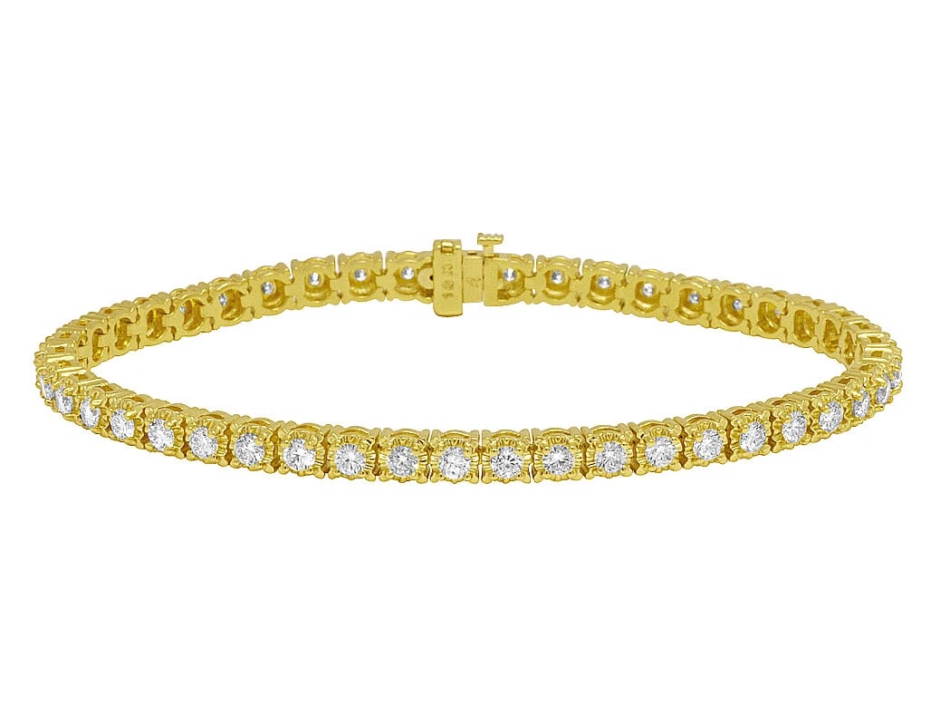YELLOW GOLD 1 ROW TENNIS GENUINE DIAMOND SET BRACELET: Yellow Gold 1 Row Tennis Genuine Diamond Set Bracelet Brand: None Type: Bracelet Material: 10k Yellow Gold Main Stone/Creation Natural Color: Yellow Gold Size: Length 8 in Width 4.5MM 