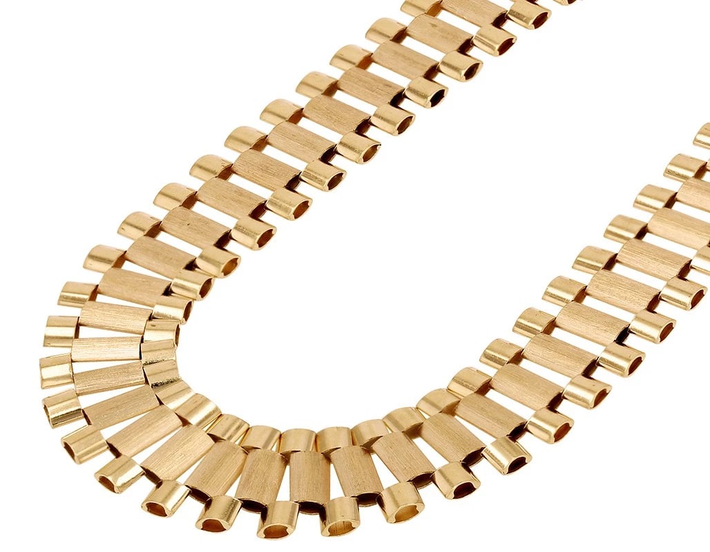 PRESIDENTIAL LINK CHAIN NECKLACE REAL 10K YELLOW GOLD: Presidential Link Chain Necklace Real 10K Yellow Gold Brand: None Type: Necklace Material: 10k Yellow Gold Color: Yellow Gold Size: Length 22 inches Width 16mm Accessories: None Accessories