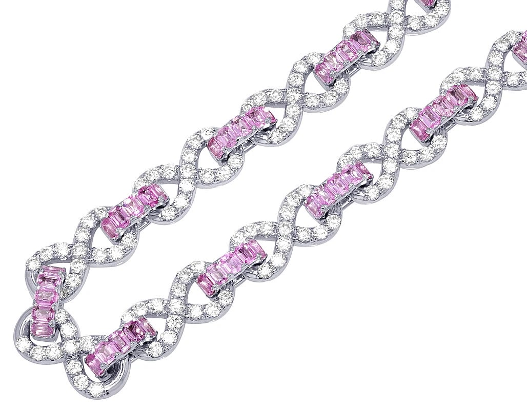 INFINITY LINK 7 POINTER REAL DIAMOND N 25 POINTER NECKLACE: Infinity Link 7 Pointer Real Diamond n 25 Pointer Necklace Brand: None Type: Necklace Material: 10k White Gold Main Stone/Creation Natural Color: White Gold Size: Length 17" Width 11.0mm Accessor