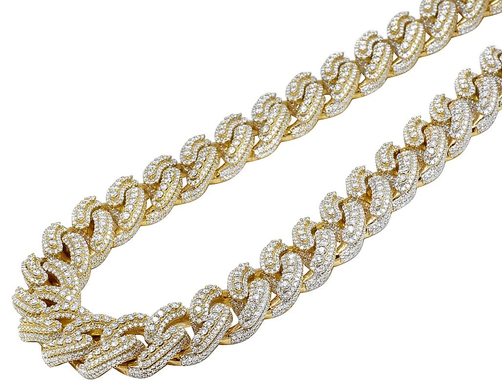 10K YELLOW GOLD LAYERED ICE OUT REAL DIAMOND MIAMI CUBAN: 10K Yellow Gold Layered Ice Out Real Diamond Miami Cuban Brand: None Type: Necklace Material: 10k Yellow Gold Main Stone/Creation Natural Color: Yellow Gold Size: Length 22 in Width 19mm Accessor