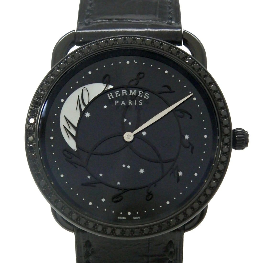 HERMES ARCEAU RONDE DES EAUX WATCH: HERMES Arceau Ronde Des Eaux Watch Brand: HERMES Type: Wristwatch Material: Band MaterialSs/Leather, Band MaterialSs/Leather, Case MaterialCase MaterialN/A Color: black Size: Wrist