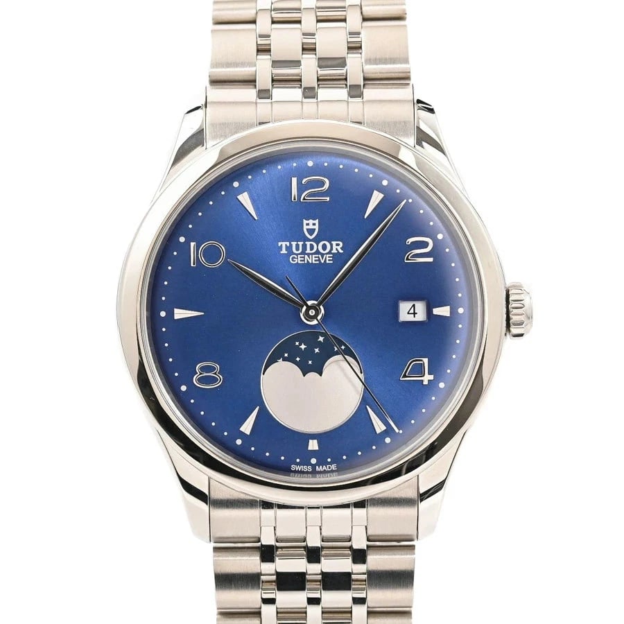 TUDOR LUNA BLUE WATCH: TUDOR Luna Blue Watch Brand: TUDOR Type: Wristwatch Material: Band MaterialStainless Steel/Bracelet, Band MaterialStainless Steel/Bracelet, Case MaterialCase MaterialN/A Color: blue Size:
