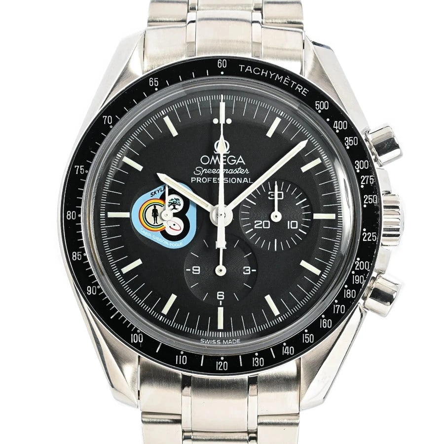 OMEGA SPEEDMASTER BLACK WATCH: OMEGA Speedmaster Black Watch Brand: OMEGA Type: Wristwatch Material: Band MaterialStainless Steel/Bracelet, Band MaterialStainless Steel/Bracelet, Case MaterialCase MaterialN/A Color: black Size: