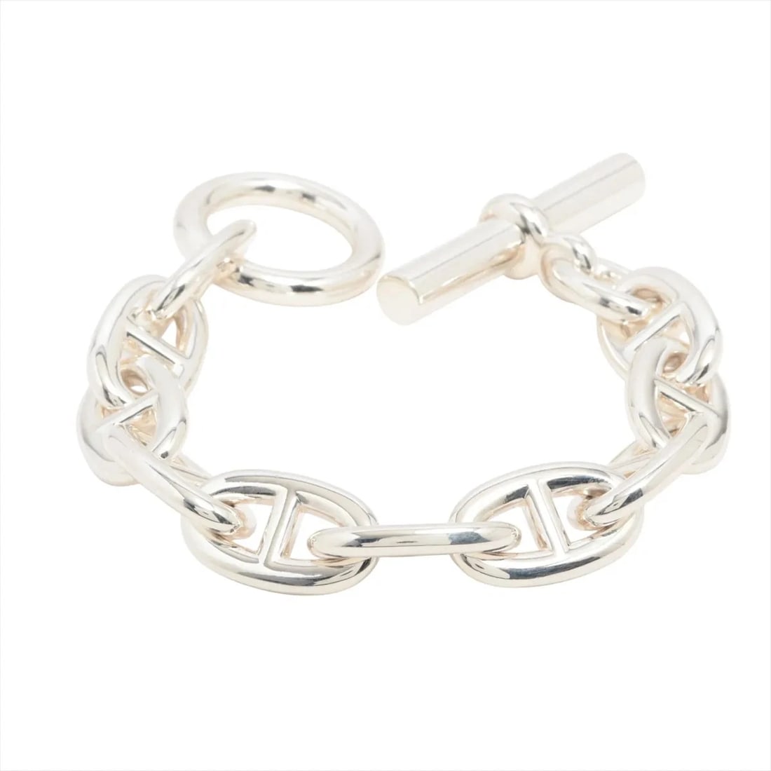 HERMES CHAINE D'ANCRE TGM BRACELET: Hermes Chaine d'Ancre TGM Bracelet Brand: Hermes Type/Style: Bracelet Material: 925, Color: Silver Size: Bracelet length:14.5 Accessories: None Accessories Notice: When purchasing pre-owned
