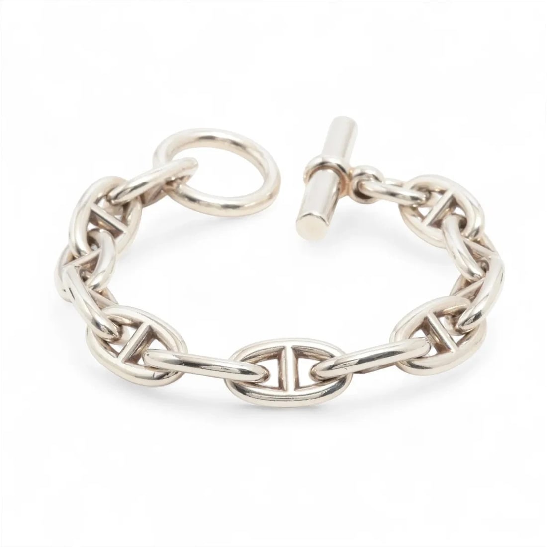 HERMES CHAINE D'ANCRE GM BRACELET: Hermes Chaine d'Ancre GM Bracelet Brand: Hermes Type/Style: Bracelet Material: 925, Color: Silver Size: Bracelet length:15.5 Accessories: None Accessories Notice: When purchasing pre-owned
