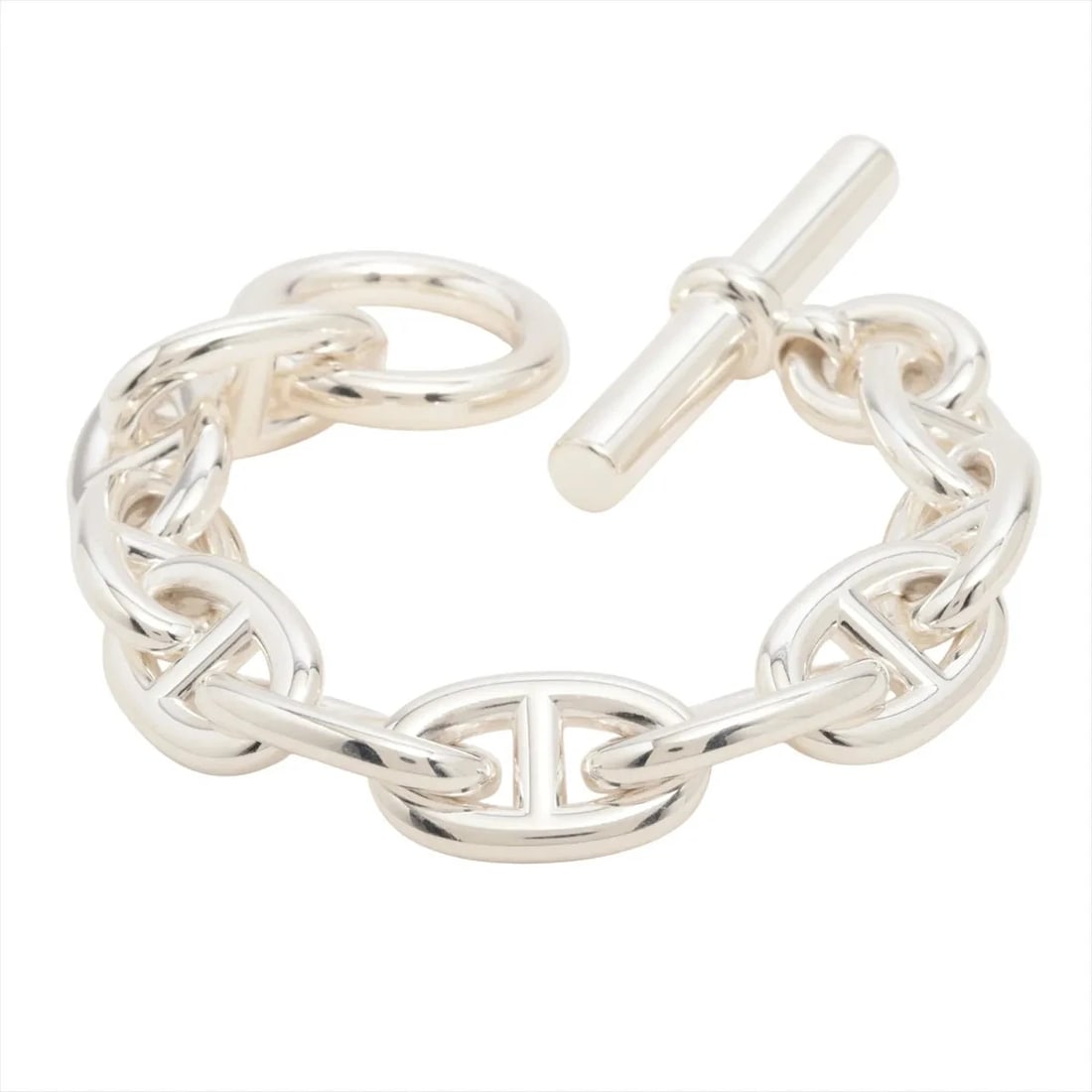 HERMES CHAINE D'ANCRE TGM BRACELET: Hermes Chaine d'Ancre TGM Bracelet Brand: Hermes Type/Style: Bracelet Material: 925, Color: Silver Size: Bracelet length:14.5 Accessories: None Accessories Notice: When purchasing pre-owned