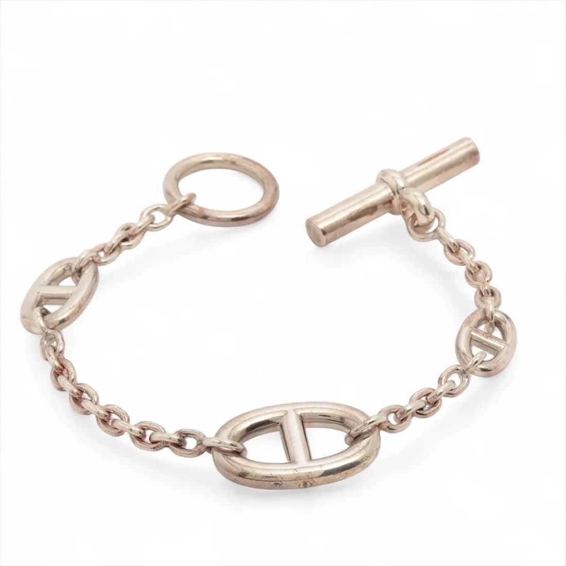 HERMES CHAINE D'ANCRE FARANDOLE BRACELET: Hermes Chaine d'Ancre Farandole Bracelet Brand: Hermes Type/Style: Bracelet Material: 925, Color: Silver Size: Bracelet length:15 Accessories: None Accessories Notice: When purchasing