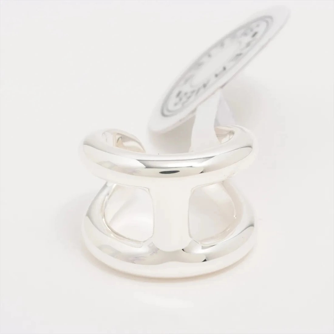 HERMES OSMO'S GM RING SILVER: Hermes Osmo's GM Ring Silver Brand: Hermes Type/Style: Ring Material: 925, Color: Silver Size: 5.5 - 5.75 US Accessories: None Accessories Notice: When purchasing pre-owned goods, please r