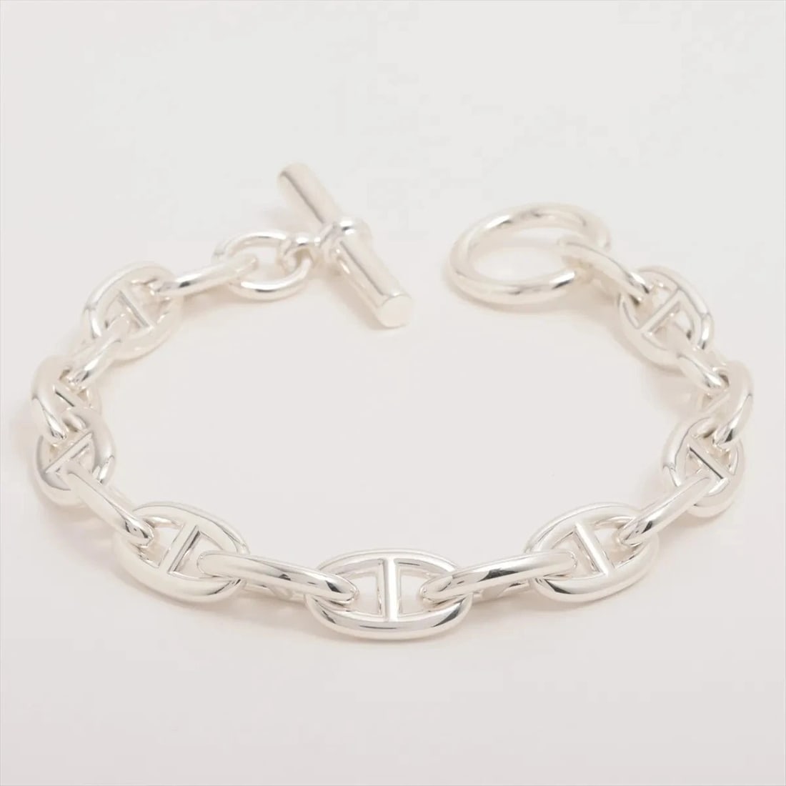 HERMES CHAINE D'ANCRE GM BRACELET 925: Hermes Chaine d'Ancre GM Bracelet 925 Brand: Hermes Type/Style: Bracelet Material: 925, Color: Silver Size: Bracelet length:22 Accessories: None Accessories Notice: When purchasing pre-owned