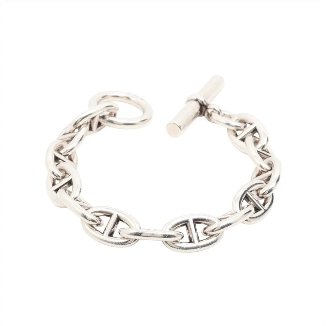 HERMES CHAINE D'ANCRE TGM BRACELET: Hermes Chaine d'Ancre TGM Bracelet Brand: Hermes Type/Style: Bracelet Material: 925, Color: Silver Size: Bracelet length:19.5 Accessories: None Accessories Notice: When purchasing pre-owned