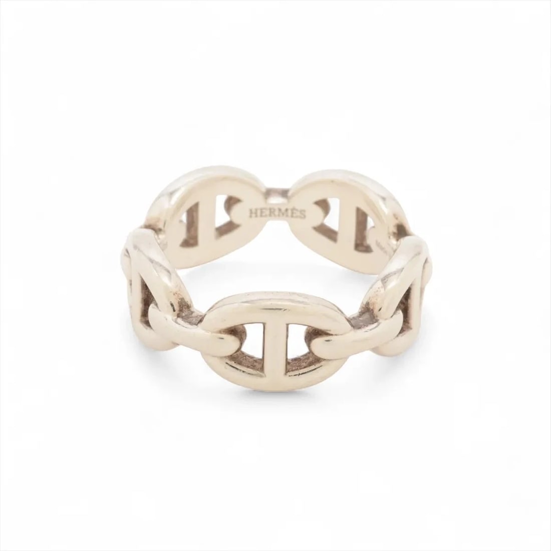 HERMES CHAINE D'ANCRE ENCHAINEE RING: Hermes Chaine d'Ancre Enchainee Ring Brand: Hermes Type/Style: Ring Material: 925, Color: Silver Size: 6 US Accessories: None Accessories Notice: When purchasing pre-owned goods, please refer
