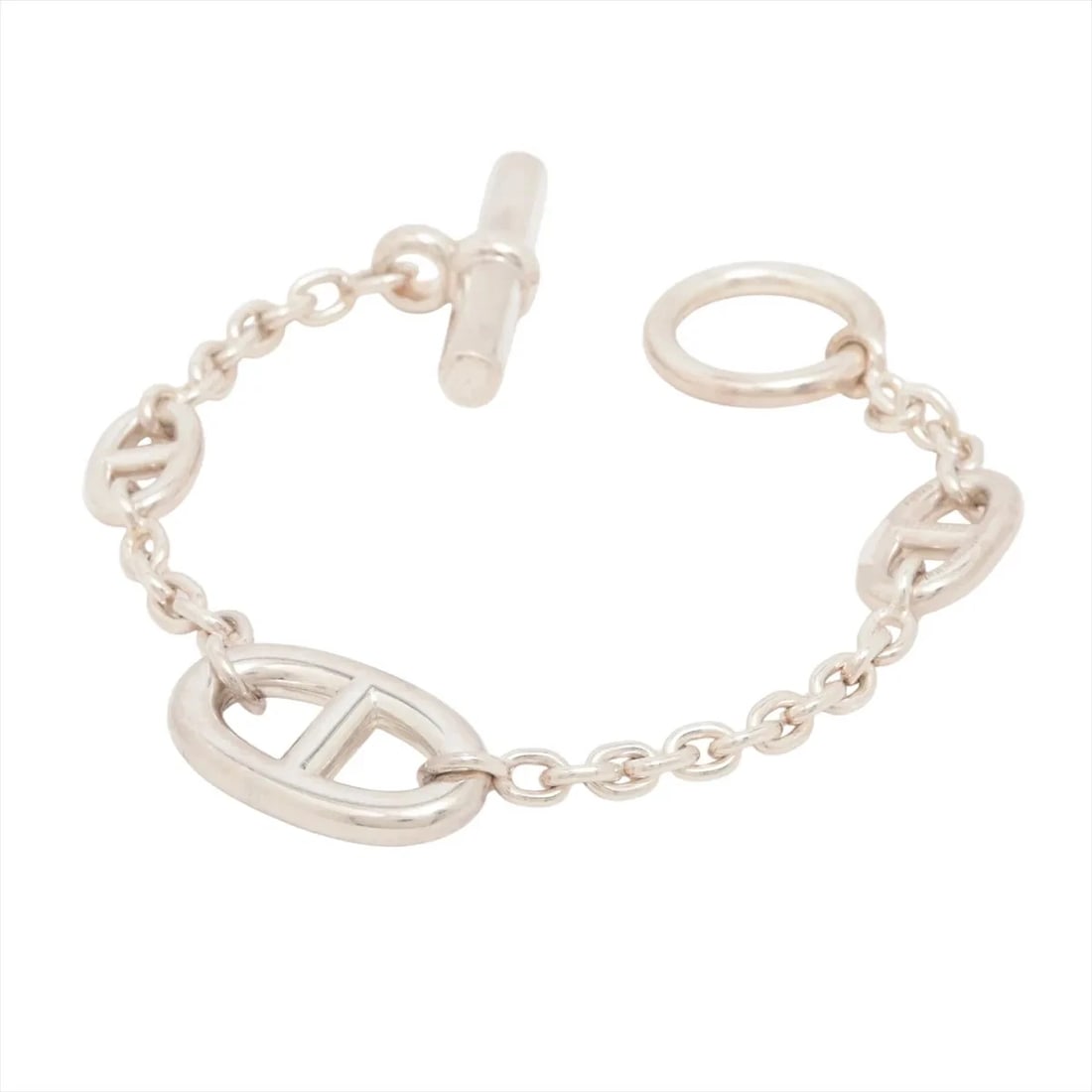 HERMES CHAINE D'ANCRE FARANDOLE BRACELET: Hermes Chaine d'Ancre Farandole Bracelet Brand: Hermes Type/Style: Bracelet Material: 925, Color: Silver Size: Bracelet length:15.5 Accessories: None Accessories Notice: When purchasing