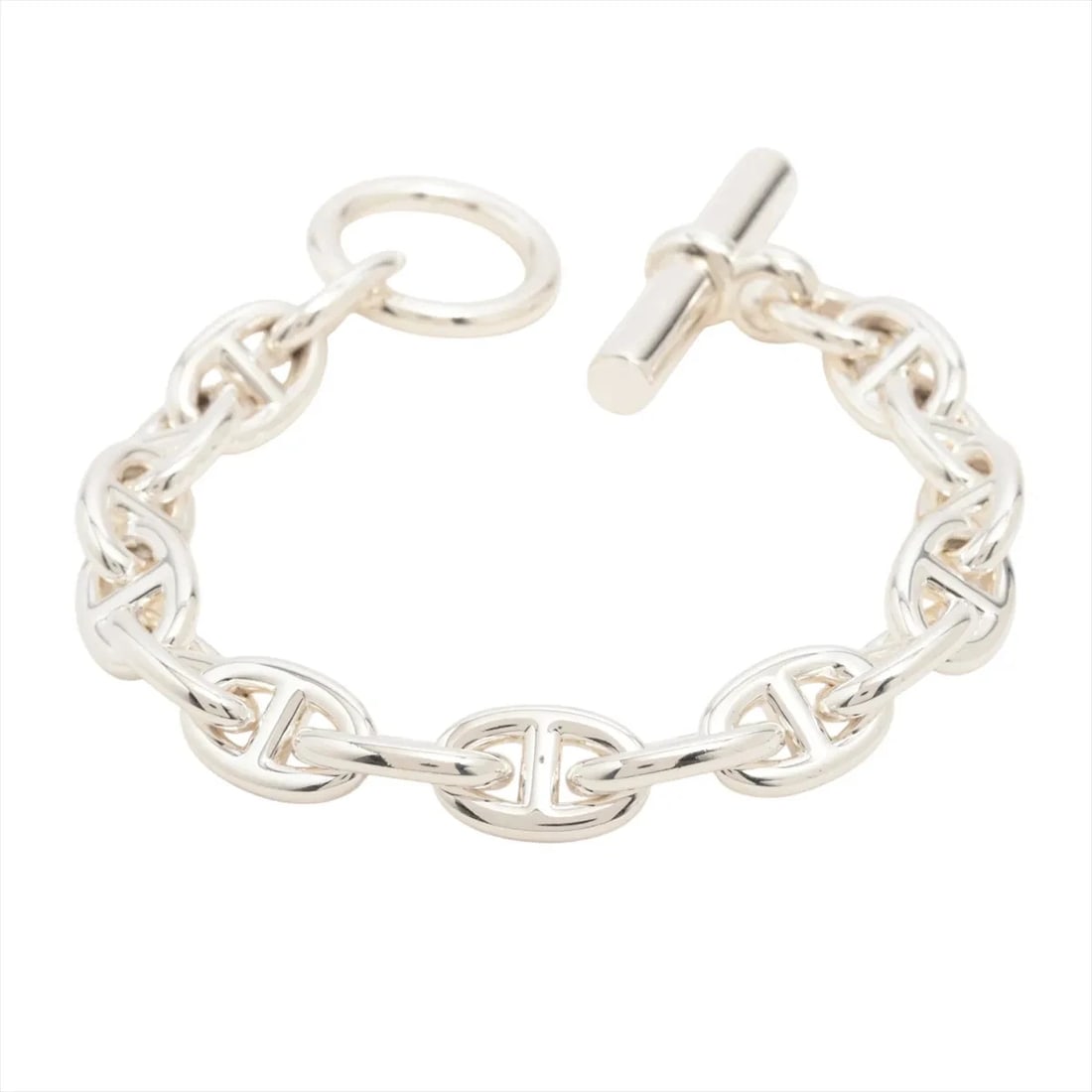 HERMES CHAINE D'ANCRE PM BRACELET: Hermes Chaine d'Ancre PM Bracelet Brand: Hermes Type/Style: Bracelet Material: 925, Color: Silver Size: Bracelet length:13.5 Accessories: None Accessories Notice: When purchasing pre-owned