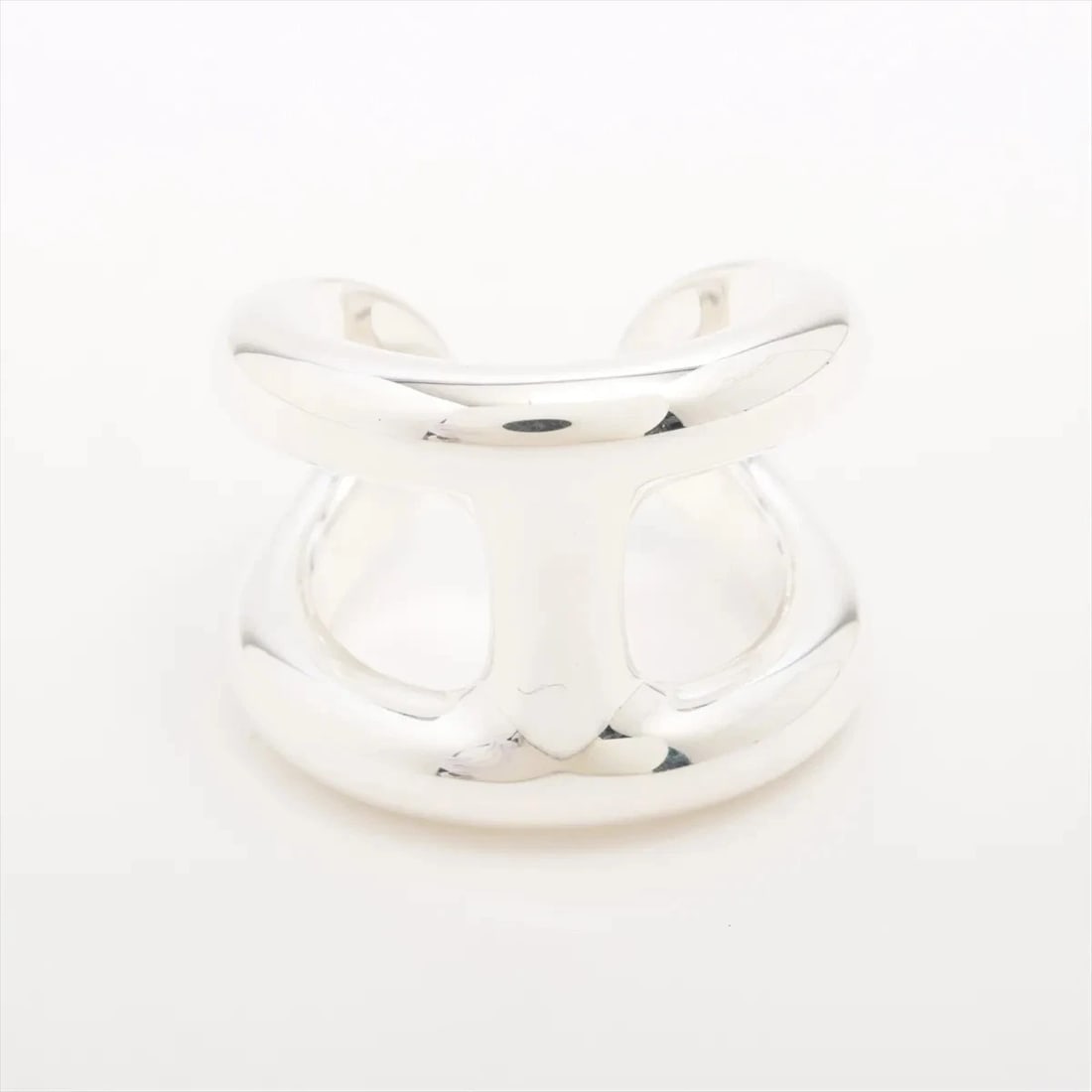 HERMES OSMO'S GM RING 925 SILVER: Hermes Osmo's GM Ring 925 Silver Brand: Hermes Type/Style: Ring Material: 925, Color: Silver Size: 5.25 US Accessories: None Accessories Notice: When purchasing pre-owned goods, please ref