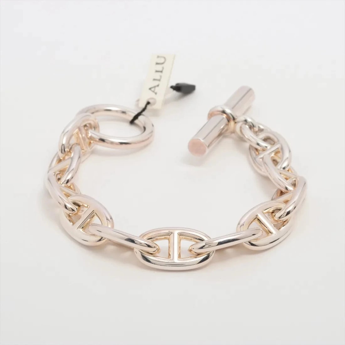 HERMES CHAINE D'ANCRE GM BRACELET: Hermes Chaine d'Ancre GM Bracelet Brand: Hermes Type/Style: Bracelet Material: 925, Color: Silver Size: Bracelet length:15 Accessories: None Accessories Notice: When purchasing pre-owned