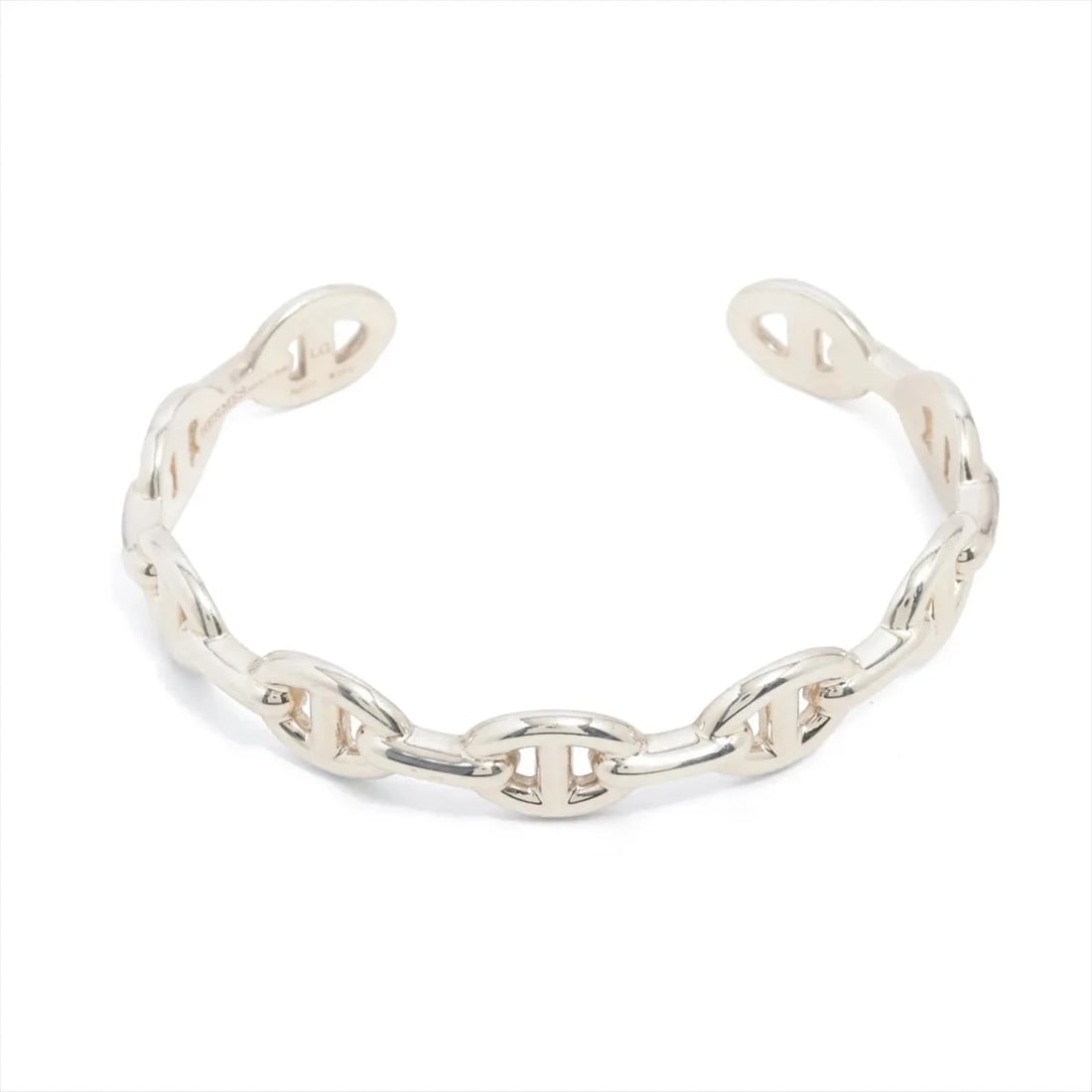 HERMES CHAINE D'ANCRE ENCHAINEE BANGLE: Hermes Chaine d'Ancre Enchainee Bangle Brand: Hermes Type/Style: Bracelet Material: 925, Color: Silver Size: Bracelet length:16.5 Accessories: None Accessories Notice: When purchasing pre-