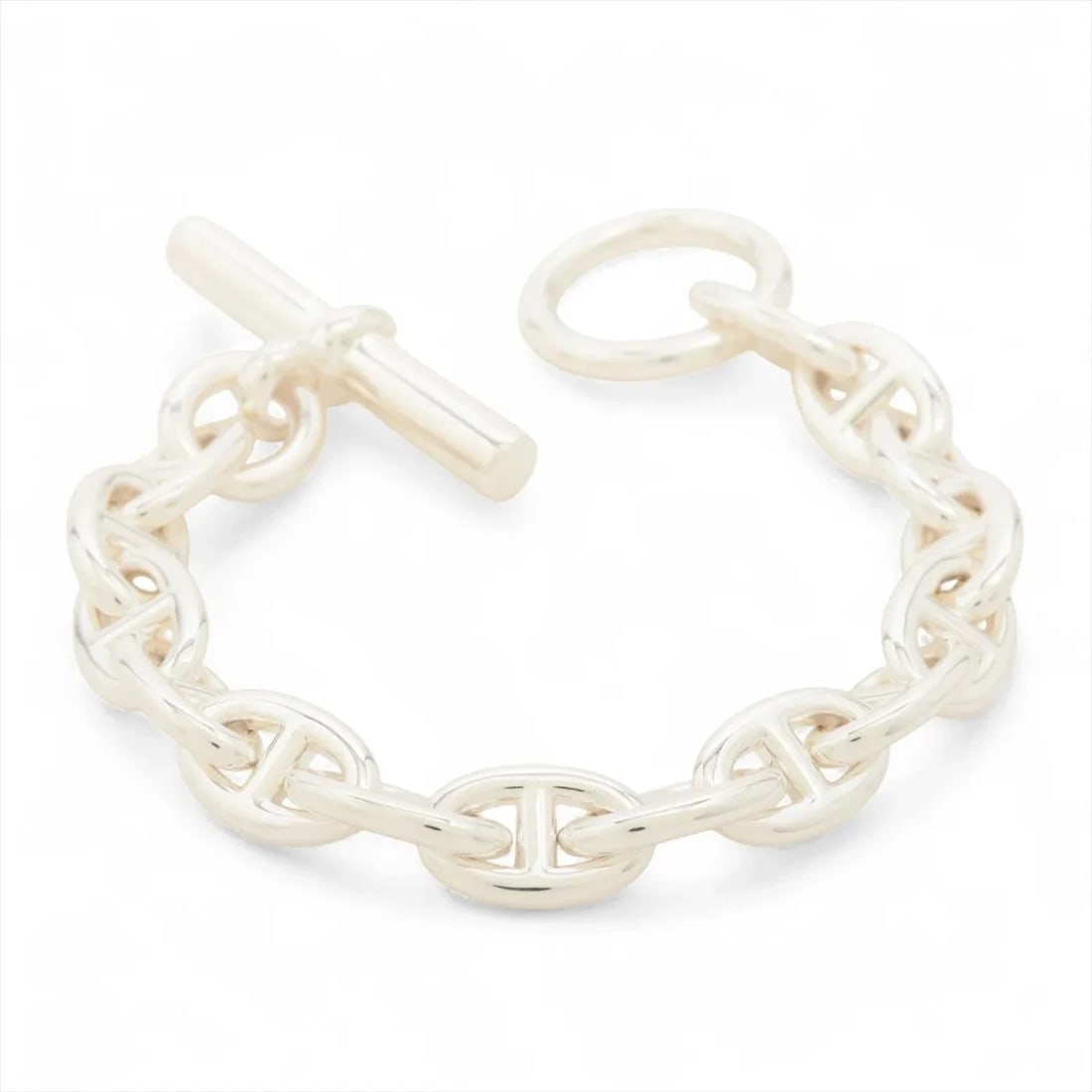 HERMES CHAINE D'ANCRE PM BRACELET 925 SILVER: Hermes Chaine d'Ancre PM Bracelet 925 Silver Brand: Hermes Type/Style: Bracelet Material: 925, Color: Silver Size: Bracelet length:12.5 Accessories: None Accessories Notice: When purchasing