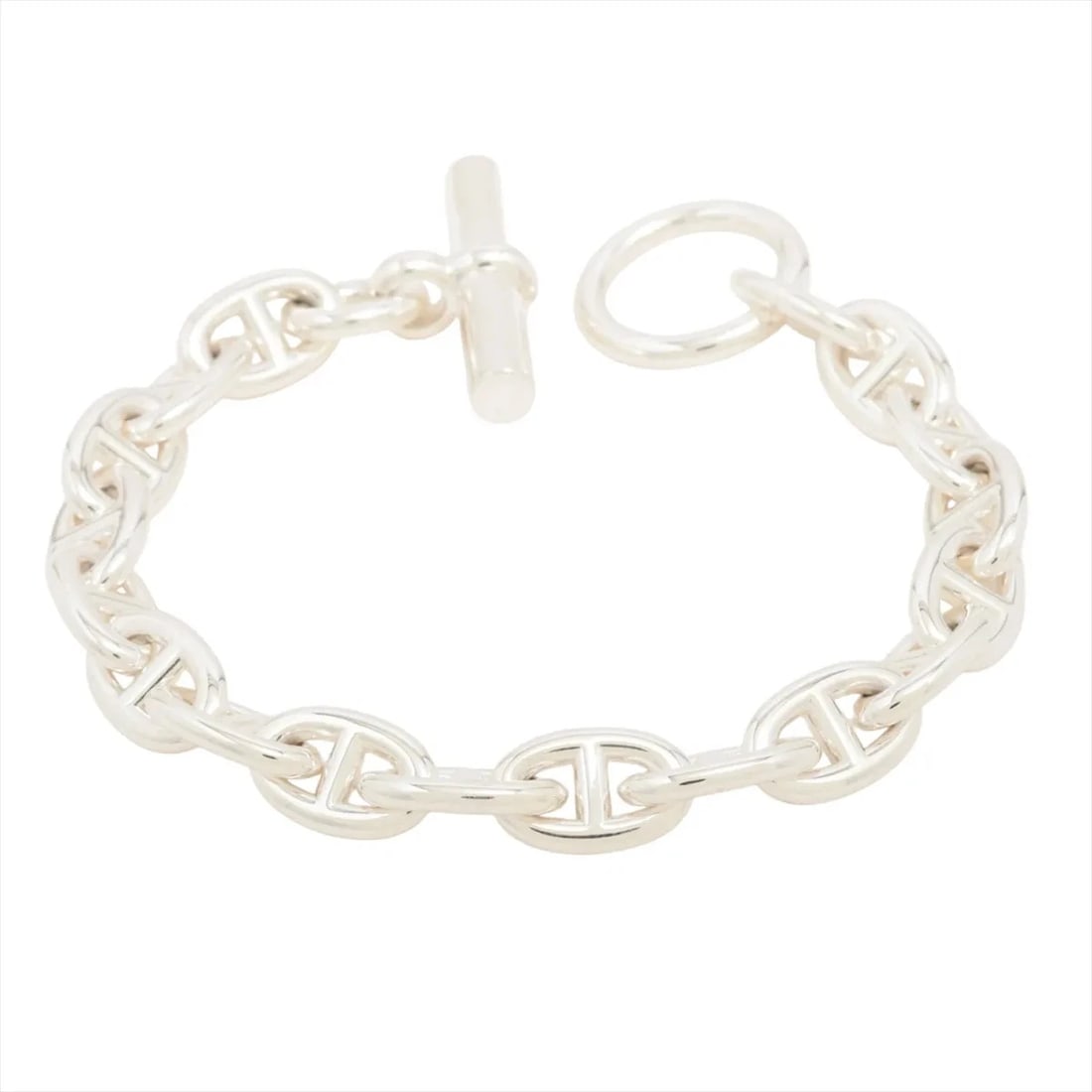 HERMES CHAINE D'ANCRE PM BRACELET: Hermes Chaine d'Ancre PM Bracelet Brand: Hermes Type/Style: Bracelet Material: 925, Color: Silver Size: Bracelet length:15 Accessories: None Accessories Notice: When purchasing pre-owned