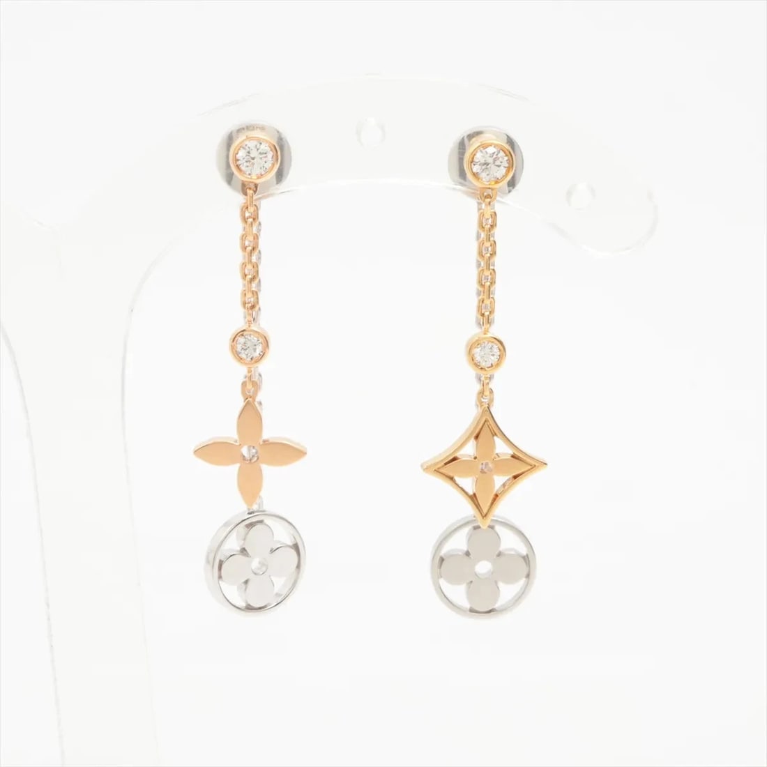 LOUIS VUITTON BOOKLE DREILLE MONOGRAM IDYLLE DOUBLE CHAIN DIAMOND: Louis Vuitton BOOKLE Dreille Monogram Idylle double Chain diamond Brand: Louis Vuitton Type/Style: Piercing jewelry Material: , Main Stone/Creation natural Color: Not Specified Size: Size(CM)