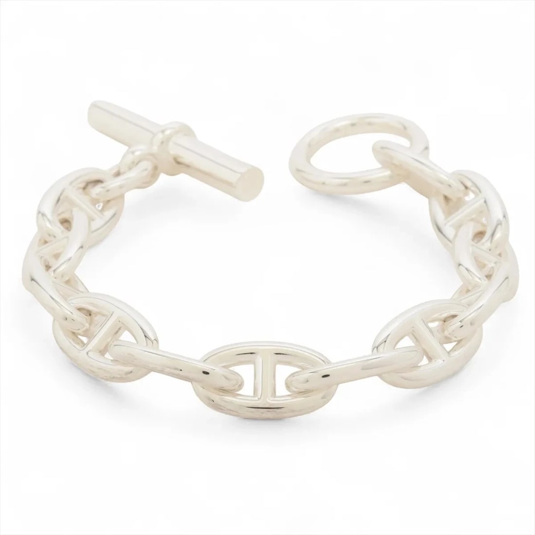 HERMES CHAINE D'ANCRE GM BRACELET: Hermes Chaine d'Ancre GM Bracelet Brand: Hermes Type/Style: Bracelet Material: 925, Color: Silver Size: Bracelet length:15.5 Accessories: None Accessories Notice: When purchasing pre-owned