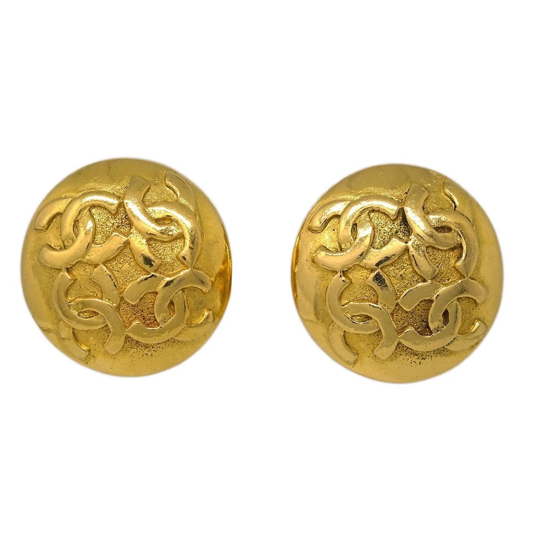 CHANEL BUTTON EARRINGS CLIP-ON GOLD: Chanel Button Earrings Clip-On Gold Brand: CHANEL Type/Style: Earrings Material: Gold-plated, Color: Gold Size: Diameter : 2.6 cm Accessories: None Accessories Notice: When purchasing