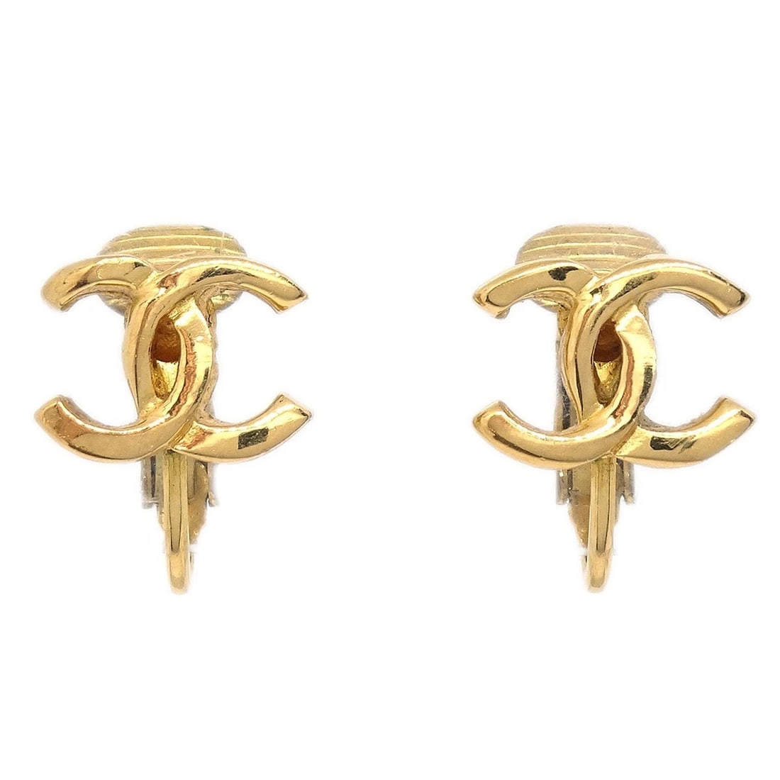 CHANEL CC CLIP-ON EARRINGS GOLD: Chanel CC Clip-On Earrings Gold Brand: CHANEL Type/Style: Earrings Material: Gold Plated, Color: Gold Size: W 1.2 x H 1.1 cm Accessories: None Accessories Notice: When purchasing pre-owned