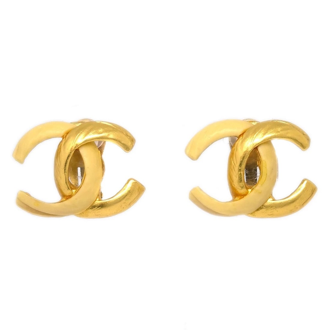 CHANEL CC EARRINGS CLIP-ON GOLD: Chanel CC Earrings Clip-On Gold Brand: Chanel Type/Style: Earrings Material: Gold plated, Color: Gold Size: W 2.7 x H 2.0 cm Accessories: None Accessories Notice: When purchasing pre-owned