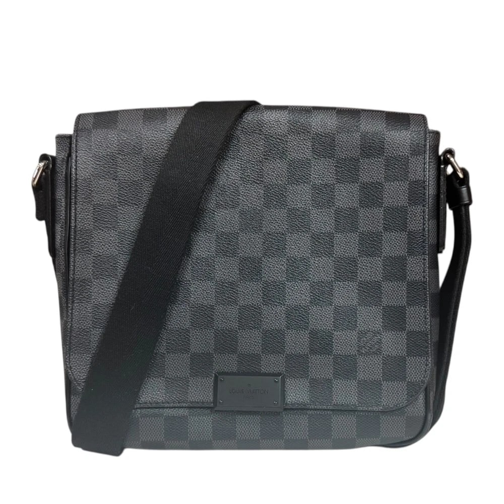 LOUIS VUITTON SHOULDER BAG DAMIER GRAFITTO: LOUIS VUITTON Shoulder Bag Damier Grafitto Brand: LOUIS VUITTON Type: Shoulder Bag Material/Exterior Material: Damier Grafitto Canvas Color/Exterior Color: black / gray Size: W9.3 x H9.3 x