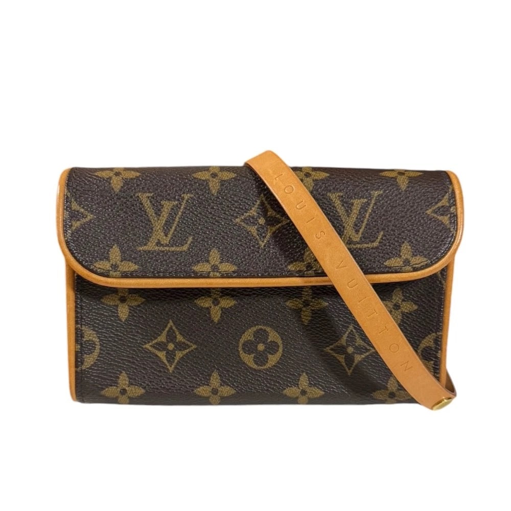 LOUIS VUITTON WAIST BAG MONOGRAM CANVAS: LOUIS VUITTON Waist bag Monogram canvas Brand: LOUIS VUITTON Type: Waist bag Material/Exterior Material: Monogram canvas Color/Exterior Color: Brown Size: W6.3 x H3.9 x D1.6inch Accessories:
