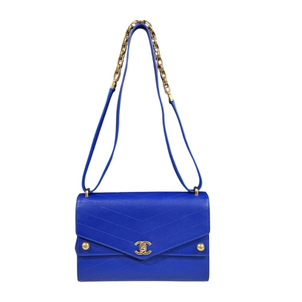 CHANEL SHOULDER BAG LEATHER W FLAP V STITCH: CHANEL Shoulder Bag leather W flap V stitch Brand: CHANEL Type: Shoulder Bag Material/Exterior Material: leather Color/Exterior Color: blue Size: W8.9 x H6.1 x D3.1inch Shoulder:24.0inch 