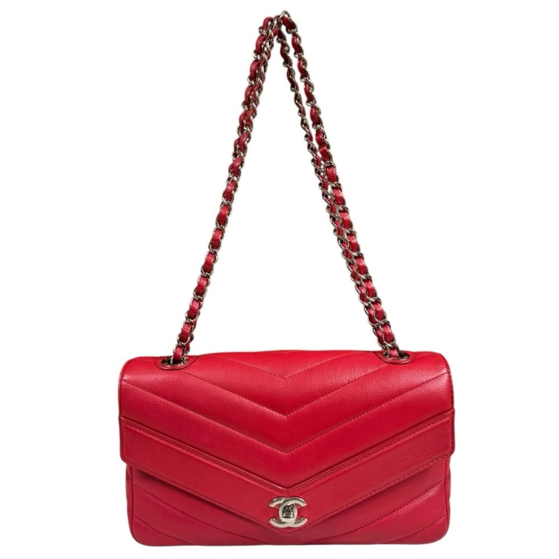 CHANEL SHOULDER BAG LEATHER WCHAIN V STITCH: CHANEL Shoulder Bag leather WChain V stitch Brand: CHANEL Type: Shoulder Bag Material/Exterior Material: leather Color/Exterior Color: Red Size: W10.2 x H6.3 x D3.5inch Shoulder:21.7inch 