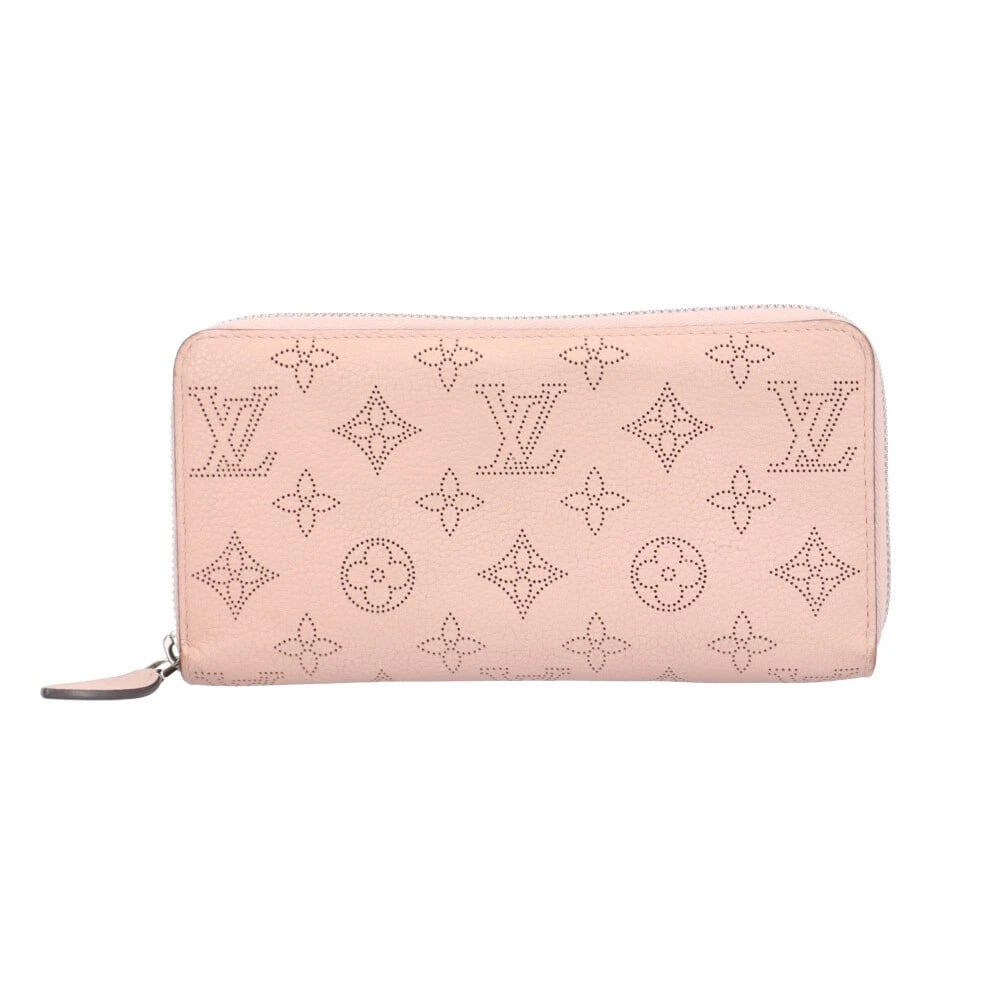 LOUIS VUITTON PURSE MONOGRAM MAHINA ZIPPY WALLET: LOUIS VUITTON purse Monogram Mahina Zippy wallet Brand: LOUIS VUITTON Type: purse Material/Exterior Material: Monogram Mahina Color/Exterior Color: pink / Magnolia Size: W7.5 x H4.1x D1.0inch Acc