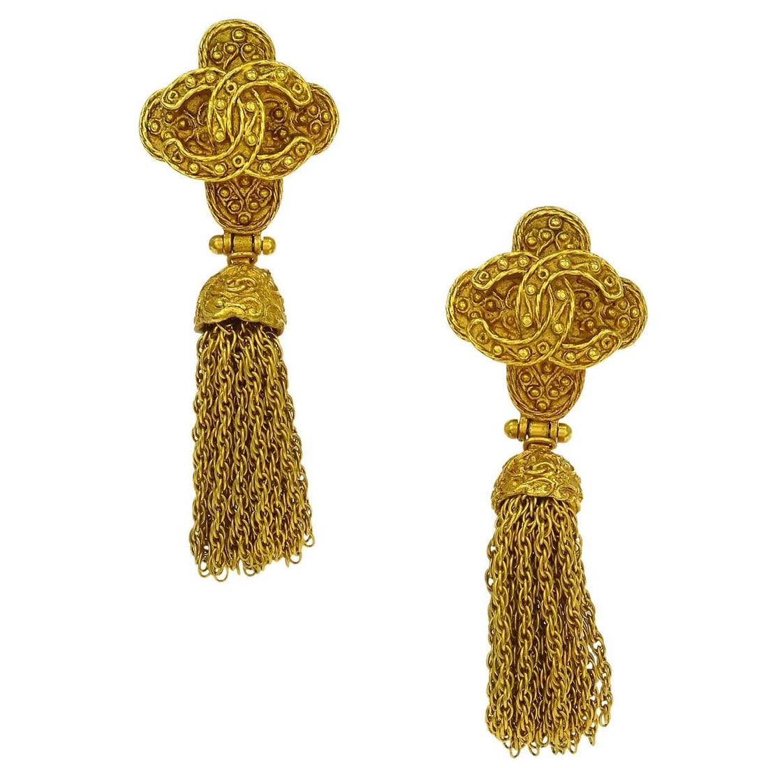 CHANEL FRINGE DANGLE EARRINGS CLIP-ON GOLD: Chanel Fringe Dangle Earrings Clip-On Gold Brand: Chanel Type/Style: Earrings Material: Gold Plated, Color: Gold Size: W 2.8 x H 7.6 cm Accessories: None Accessories Notice: When purchasin