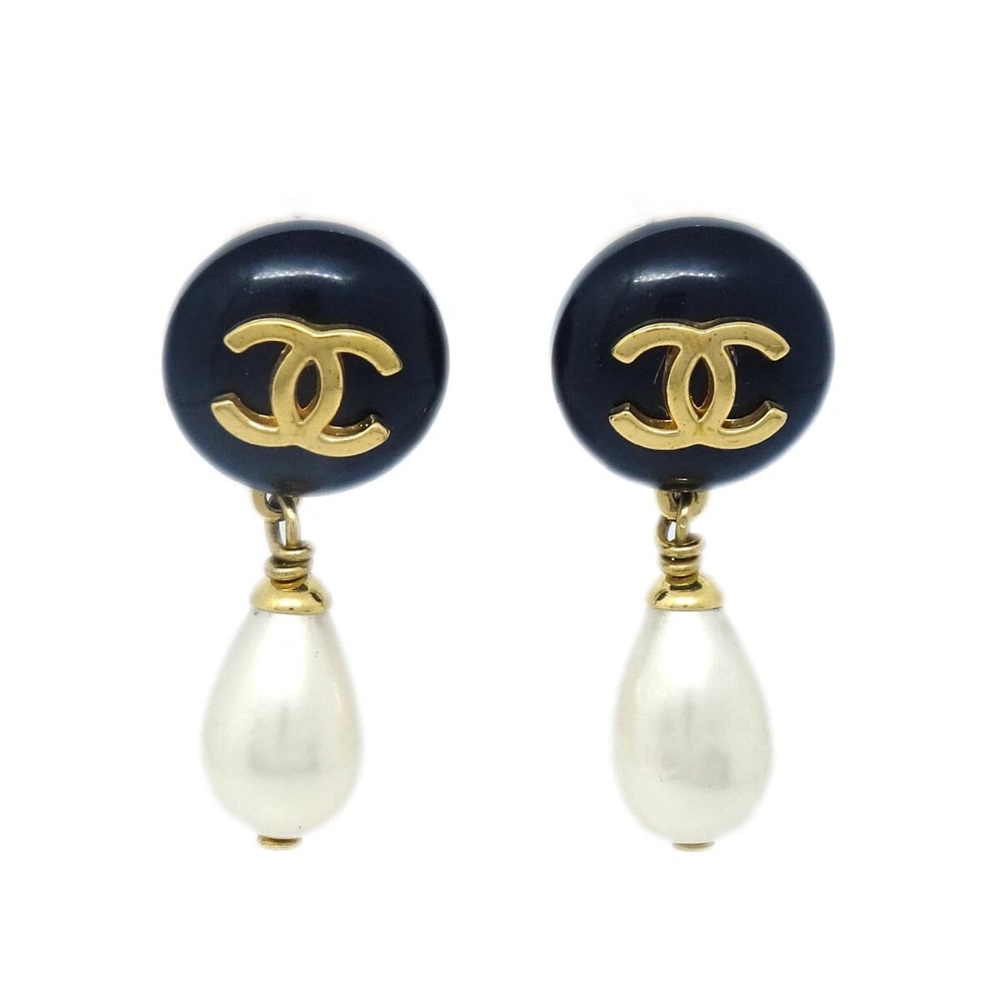 CHANEL ARTIFICIAL PEARL DANGLE EARRINGS CLIP-ON: Chanel Artificial Pearl Dangle Earrings Clip-On Brand: CHANEL Type/Style: Earrings Material: Gold-plated, Color: Gold, Black, White Size: W 1.4 x H 3.5 cm Accessories: None Accessories Not