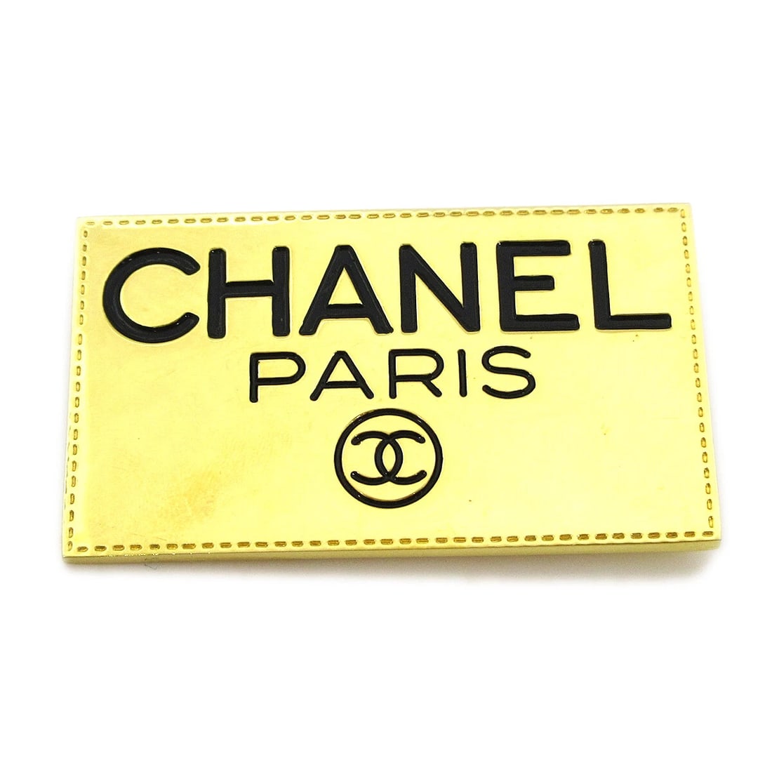 CHANEL PLATE BROOCH PIN GOLD: Chanel Plate Brooch Pin Gold Brand: Chanel Type/Style: Brooch Material: Gold-tone, Color: Gold Size: W 5.2 x H 3.0 cm Accessories: None Accessories Notice: When purchasing pre-owned goods,