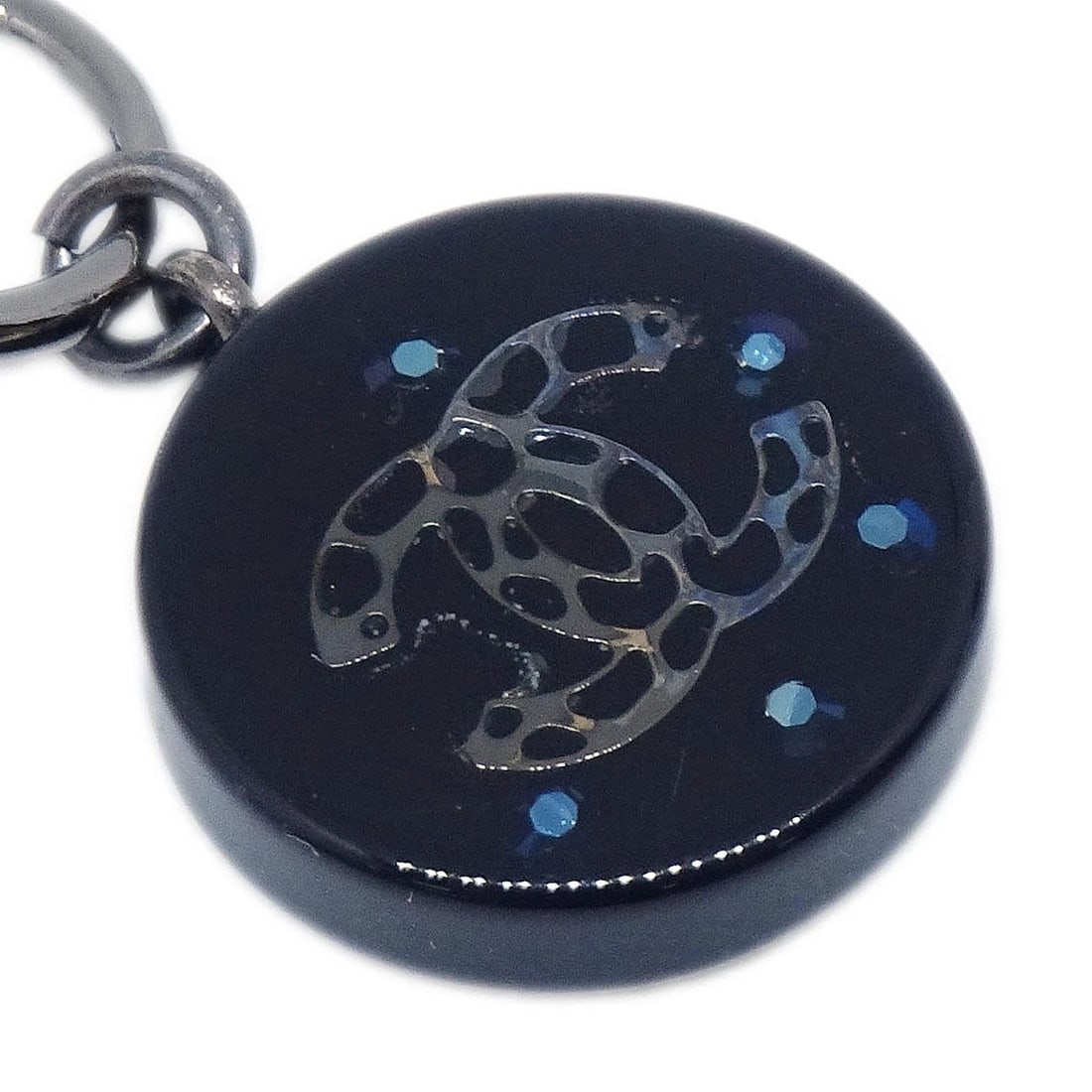 CHANEL BUTTON DANGLE PIERCED EARRINGS BLACK - 2