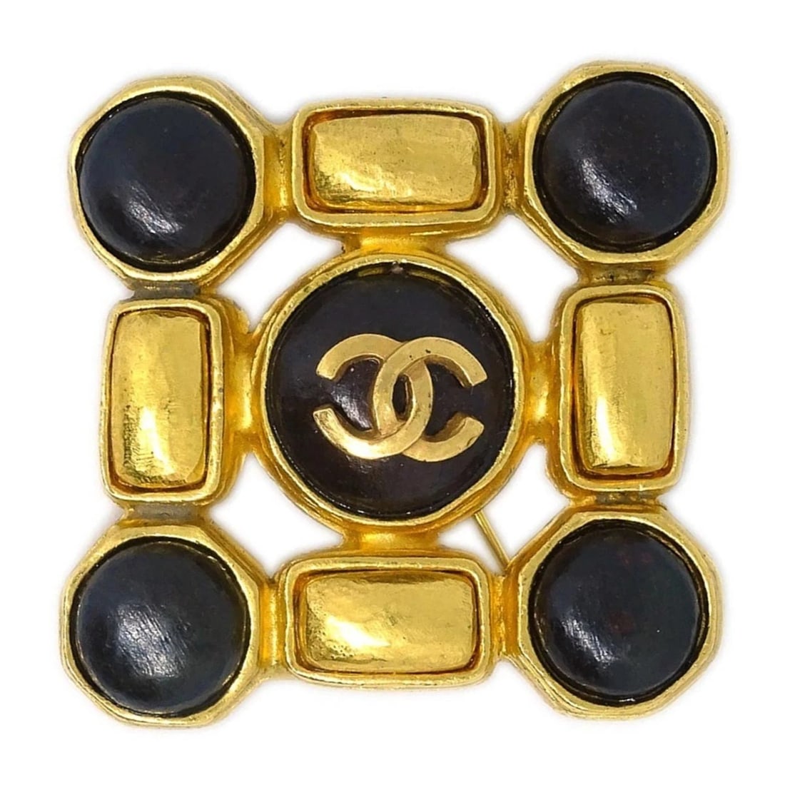 CHANEL STONE BROOCH PIN GOLD: Chanel Stone Brooch Pin Gold Brand: Chanel Type/Style: Brooch Material: Gold-plated, Color: Black, Gold Size: W 4.5 x H 4.0 cm Accessories: None Accessories Notice: When purchasing pre-owned