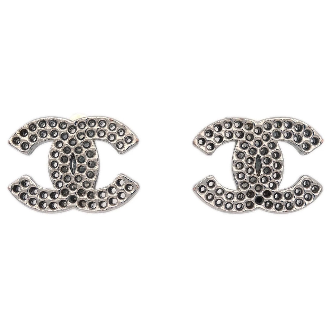 CHANEL CC EARRINGS CLIP-ON SILVER: Chanel CC Earrings Clip-On Silver Brand: CHANEL Type/Style: Earrings Material: Silver Plated, Color: Silver Size: W 2.2 x H 1.7 cm Accessories: None Accessories Notice: When purchasing pre
