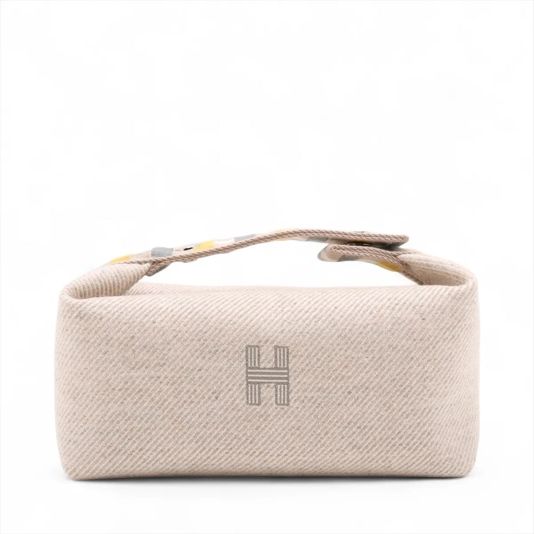 Hermes BRID A BLACK PM WOOL BEIGE SILVER: Hermes Brid A Black PM Wool Beige Silver Brand: Hermes Type: Hand bag Material: Wool Color: Beige Size: Height:4.7inch Length:8.3inch Depth:4.5inch Handle height:1.6inch Accessories: None