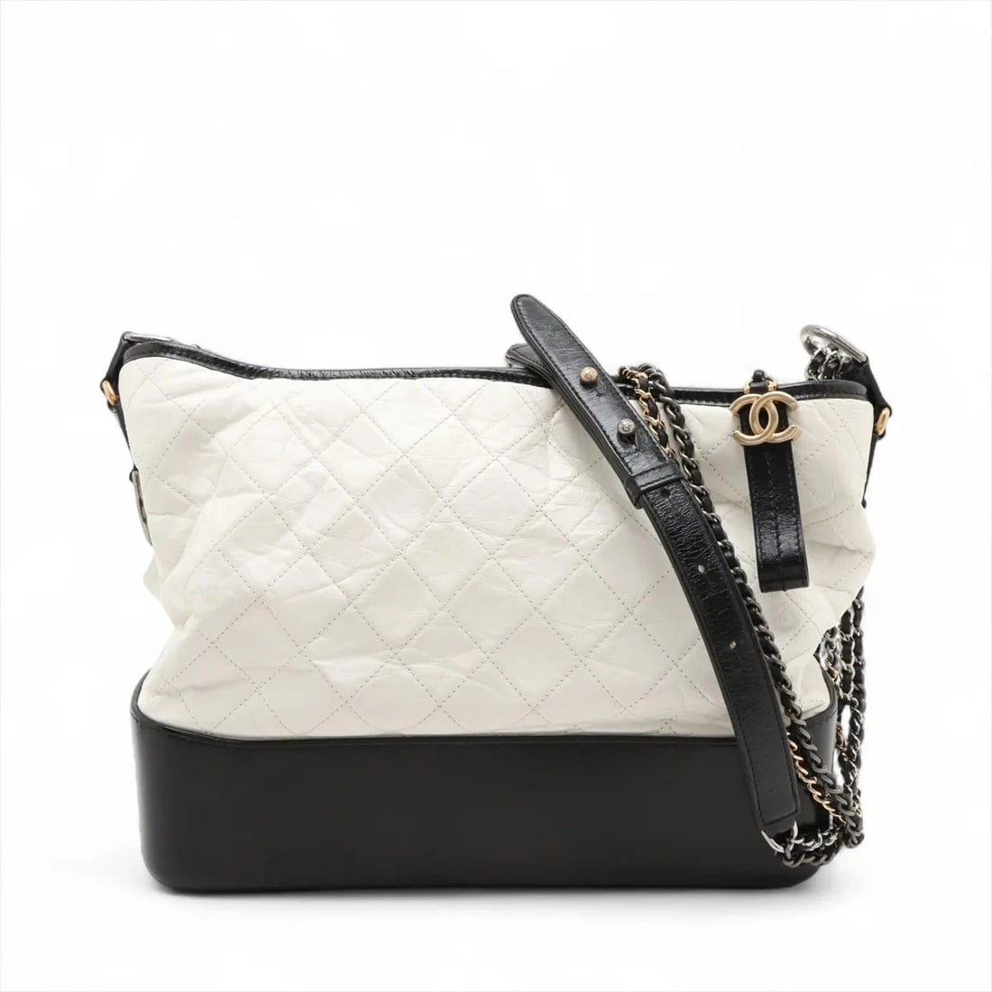 CHANEL GABRIELLE DOO CHANEL VINTAGE CALF CHAIN SHOULDER BAG: Chanel Gabrielle Doo Chanel Vintage calf Chain Shoulder Bag Brand: Chanel Type: Shoulder bag Material: Vintage calf Color: White Size: Height:9.8inch Length:12.4inch Depth:3.9inch Shoulder height: