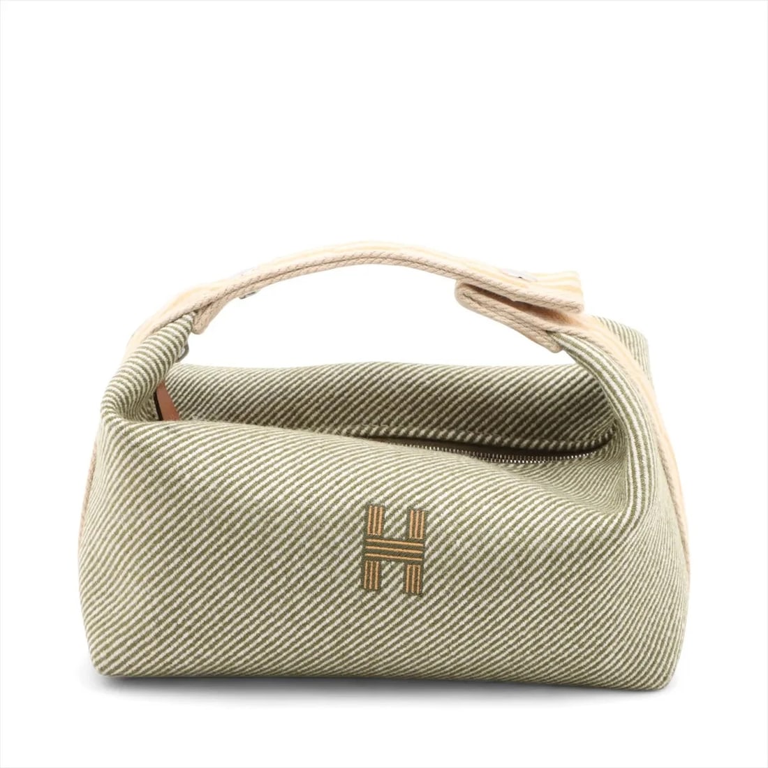 Hermes BRID A BLACK PM WOOL GREEN SILVER METAL FITTINGS: Hermes Brid A Black PM Wool Green Silver Metal Fittings Brand: Hermes Type: Hand bag Material: Wool Color: Green Size: Height:4.7inch Length:8.3inch Depth:4.7inch Handle height:2.0inch Accessorie
