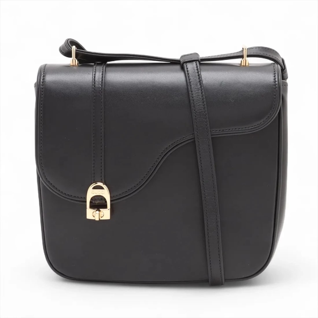 GUCCI LEATHER SHOULDER BAG BLACK: Gucci Leather Shoulder bag Black Brand: Gucci Type: Shoulder bag Material: Leather Color: Black Size: Height:7.9inch Length:8.7inch Depth:3.0inch Shoulder height:17.7inch Accessories: None