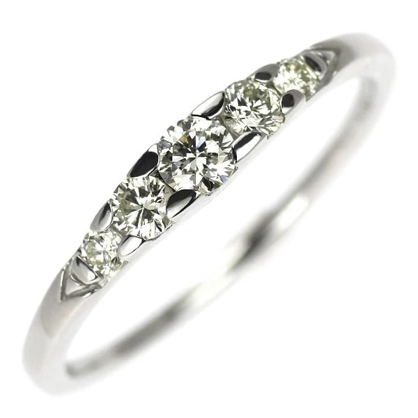 PT900 DIAMOND RING ONE LETTER: Pt900 diamond ring one letter Brand: None Type/Style: Ring Material: Metal Purity 900, Metal Platinum, Main Stone/Creation Natural Color: Platinum Size: 6.25 - 6.5 US Accessories: None Acc