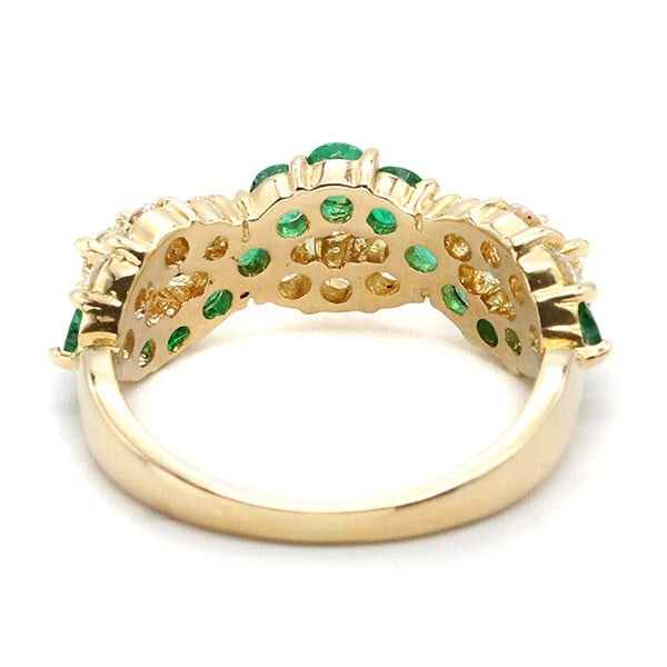GRAFF 18K YELLOW GOLD EMERALD DIAMOND RING: Graff 18K Yellow Gold Emerald Diamond Ring Brand: Graff Type/Style: Ring Material: 750YG, Main Stone/Creation Natural Color: Gold Size: 5.75us Accessories: None Accessories Notice: When
