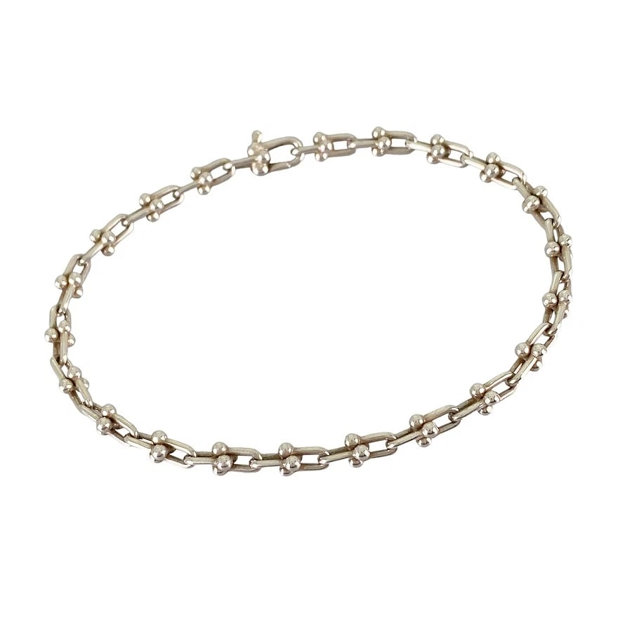 TIFFANY&CO. HARD WEAR MICRO LINK SILVER BRACELET: TIFFANY&Co. Hard Wear Micro Link Silver Bracelet Brand: TIFFANY&Co. Type/Style: Bracelet Material: Silver 925, Color: Silver Size: Wrist Size:17cm Accessories: None Accessories Notice: When