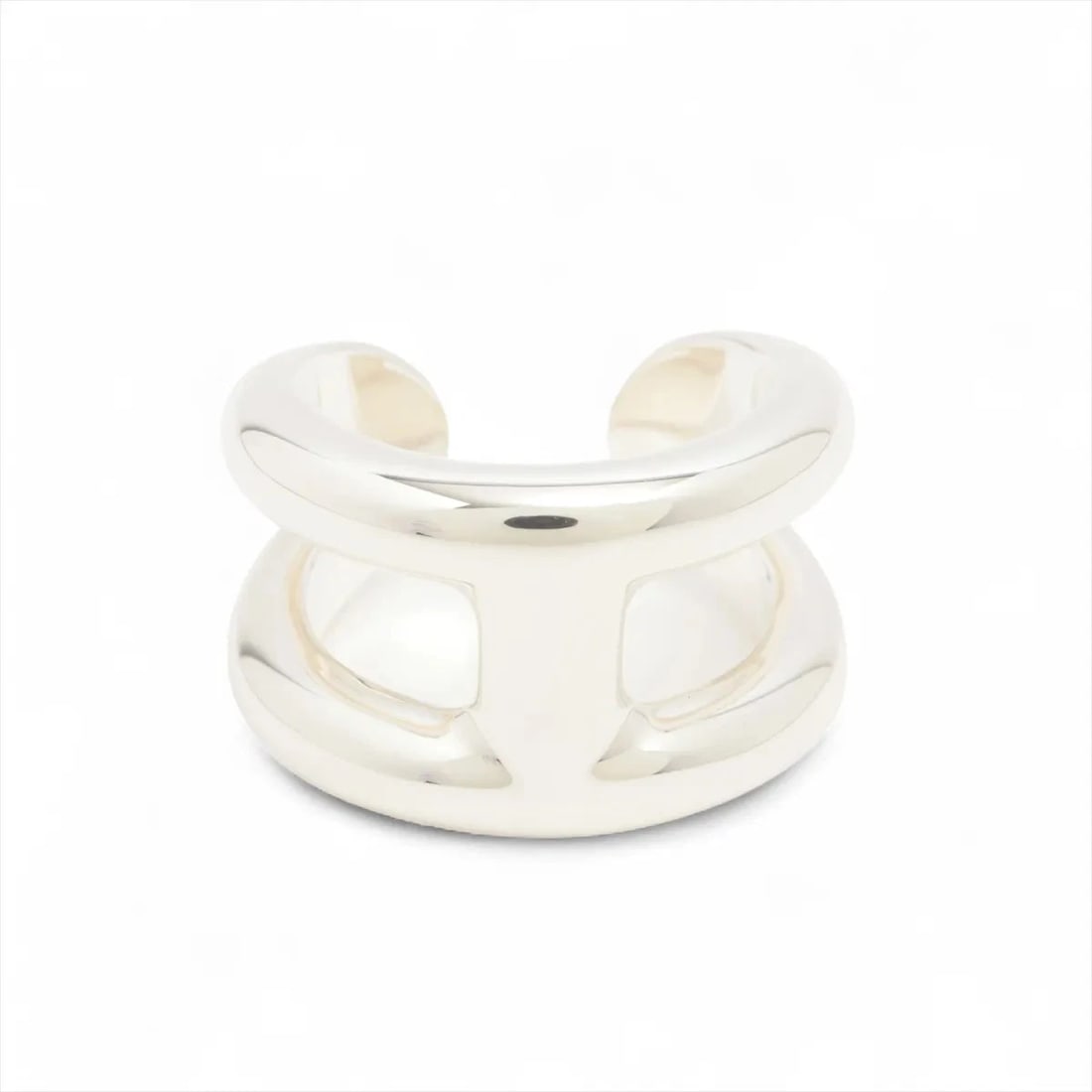 HERMÈS OSMOZ PM RING 925 SILVER: Hermès Osmoz PM Ring 925 Silver Brand: Hermès Type: Ring Material: 925 Color: Silver Size: 5.5 - 5.75 US Accessories: None Accessories Notice: When purchasing pre-owned goods, please refer