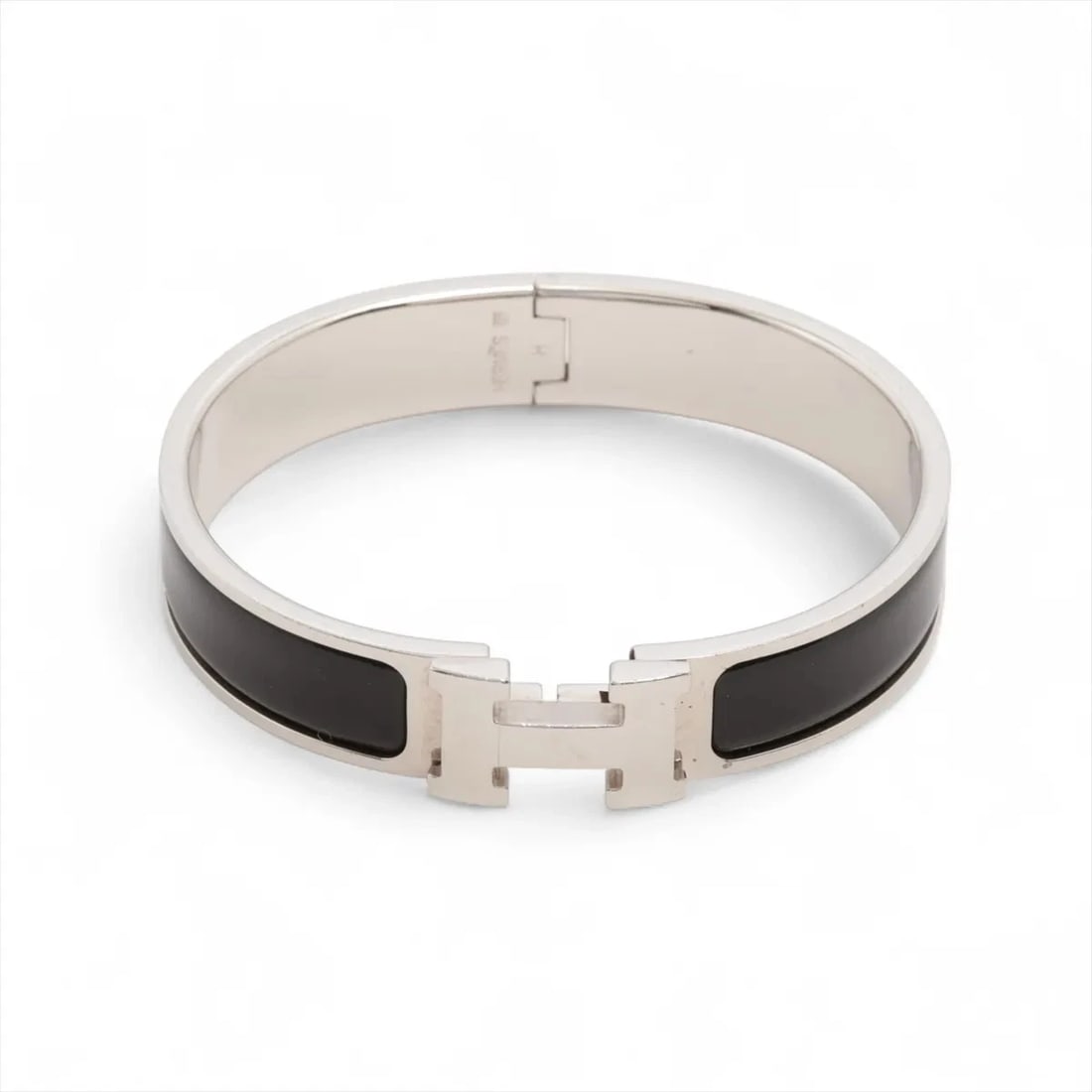 HERMÈS CLICK H FAN BRACELET GP SILVER X BLACK: Hermès Click H fan Bracelet GP silver x black Brand: Hermès Type: Bracelet Material: GP Color: silver x black Size: Bracelet length:15 Accessories: None Accessories Notice: When purchasing