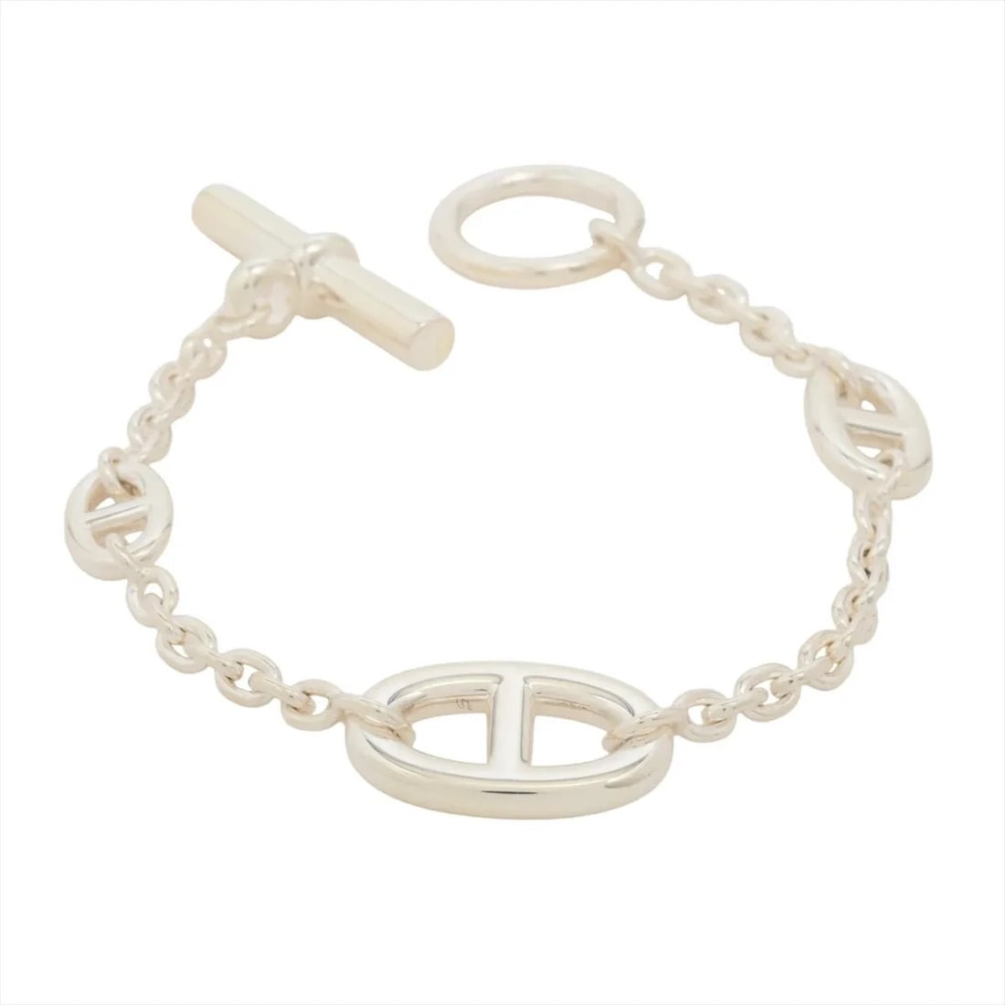 HERMÈS CHAÎNE D'ANCRE FARANDOLE BRACELET 925 SILVER: Hermès Chaîne d'Ancre Farandole Bracelet 925 Silver Brand: Hermès Type: Bracelet Material: 925 Color: Silver Size: Bracelet length:16 Accessories: None Accessories Notice: When purchasing