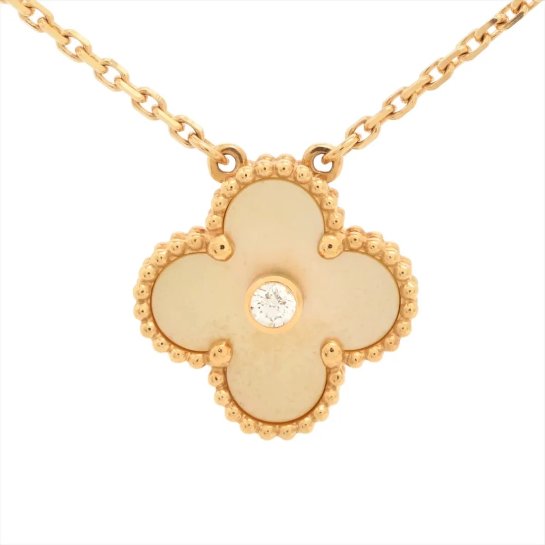 VAN CLEEF & ARPELS VINTAGE ALHAMBRA GOLDEN DIAMOND NECKLACE 750(YG): Van Cleef & Arpels Vintage Alhambra Golden diamond Necklace 750(YG) Brand: Van Cleef & Arpels Type: Necklace Material: 750(YG) Color: Yellow Gold Size: Chain length:41.8 Accessories: None